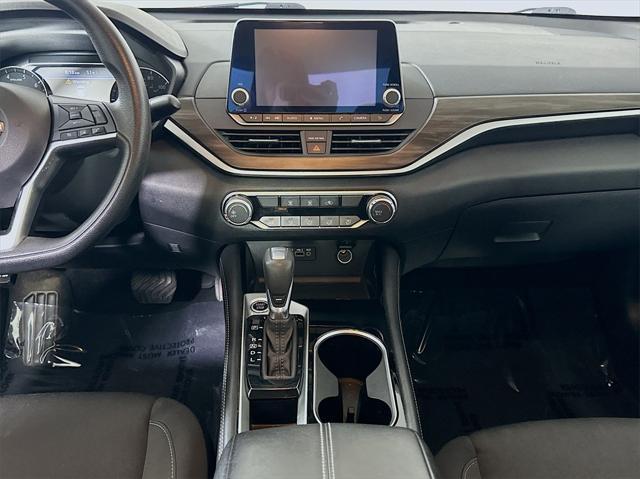 used 2023 Nissan Altima car, priced at $19,237