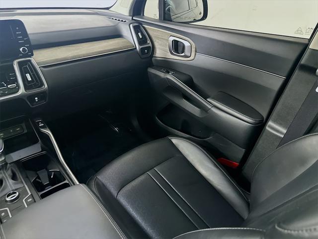 used 2023 Kia Sorento car, priced at $30,799