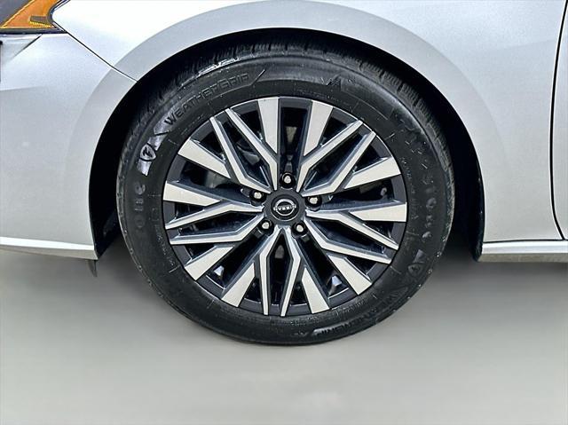 used 2023 Nissan Altima car, priced at $19,577