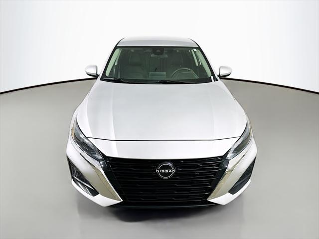 used 2023 Nissan Altima car, priced at $19,577