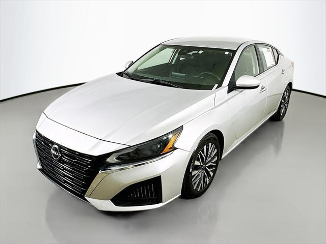used 2023 Nissan Altima car, priced at $19,024