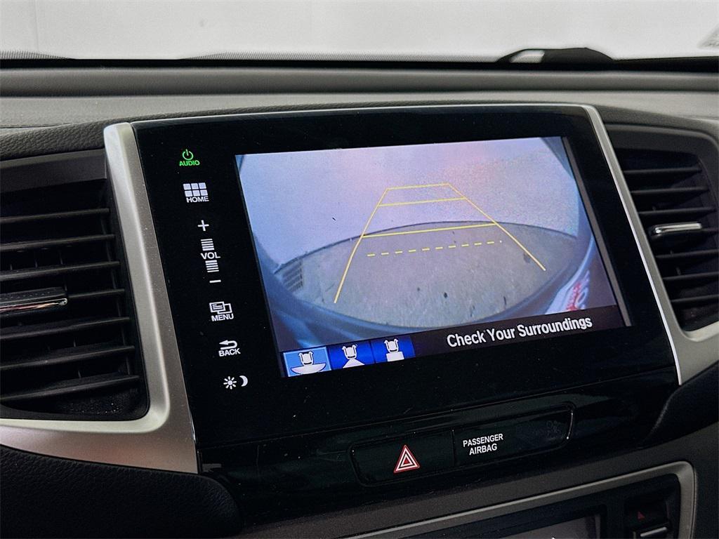 used 2016 Honda Pilot car, priced at $15,987