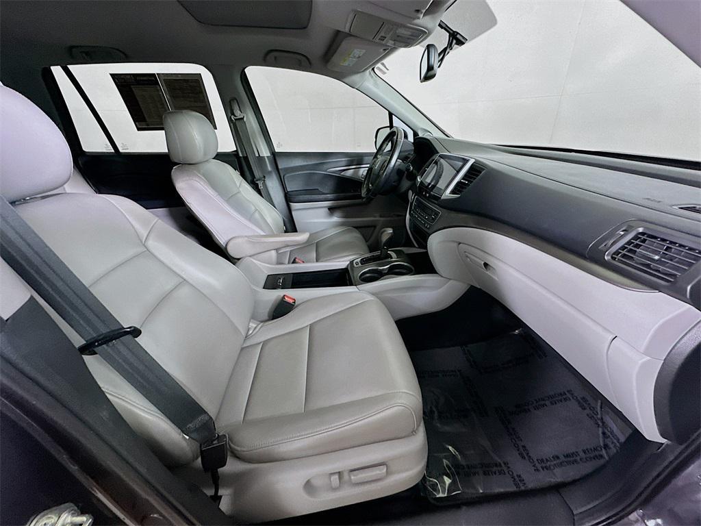 used 2016 Honda Pilot car, priced at $15,987