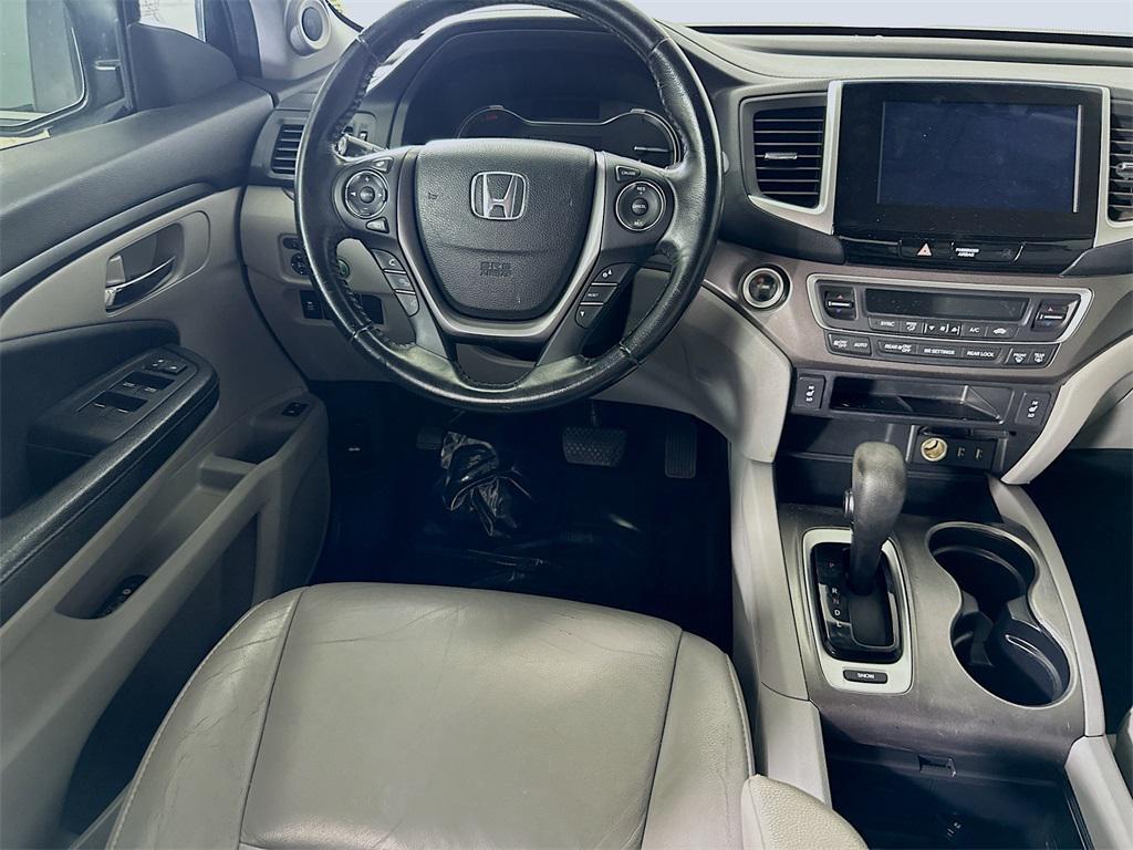 used 2016 Honda Pilot car, priced at $15,987