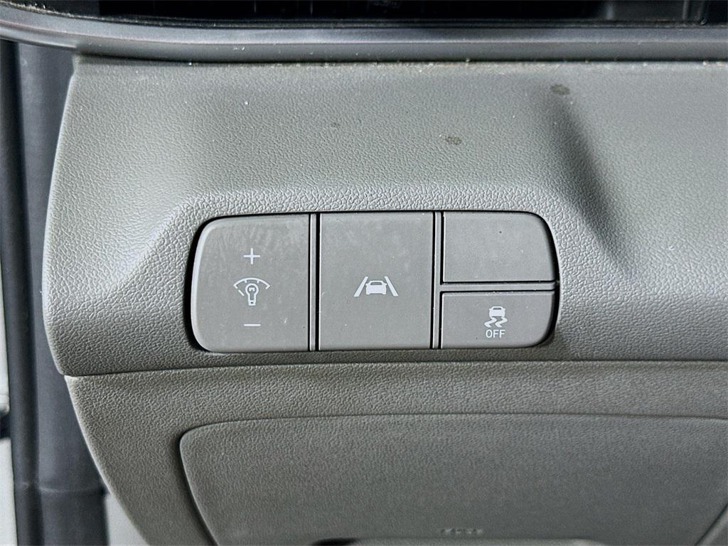 used 2022 Hyundai Elantra car, priced at $15,754