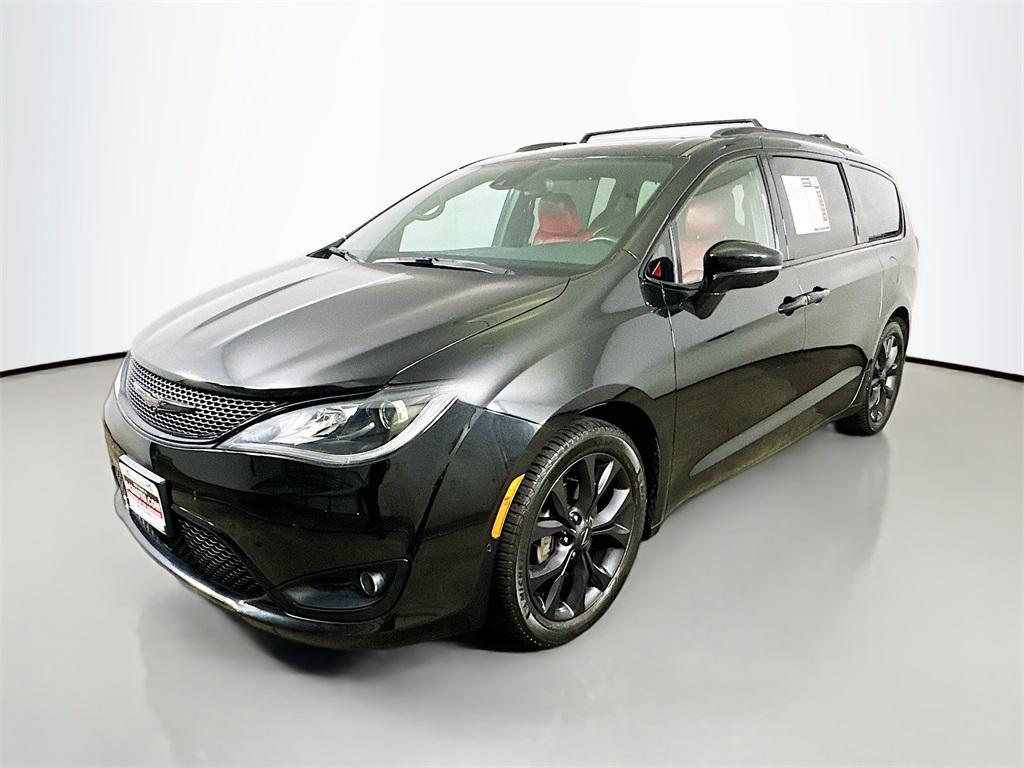 used 2020 Chrysler Pacifica car, priced at $21,515