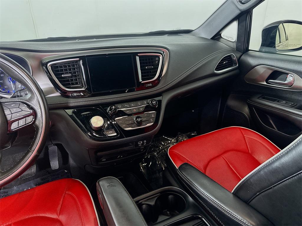 used 2020 Chrysler Pacifica car, priced at $21,515