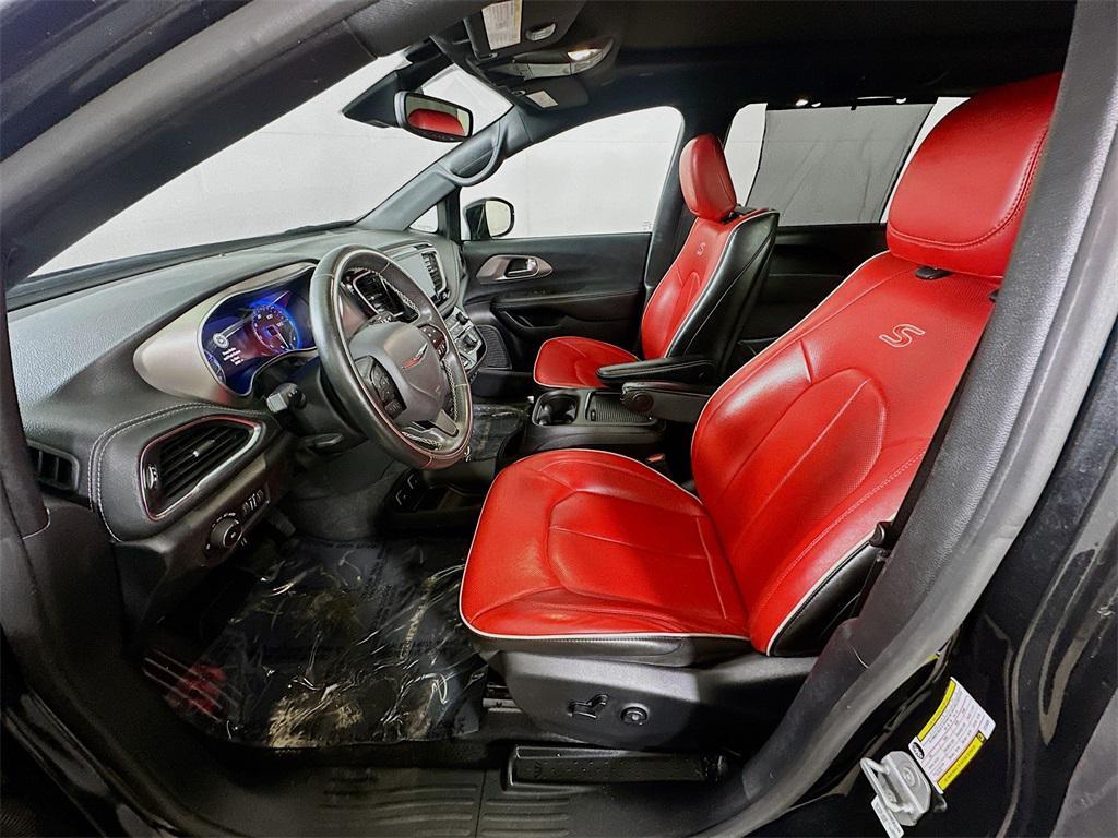 used 2020 Chrysler Pacifica car, priced at $21,515