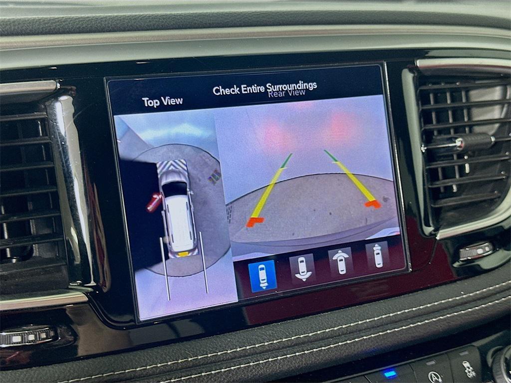 used 2020 Chrysler Pacifica car, priced at $21,515