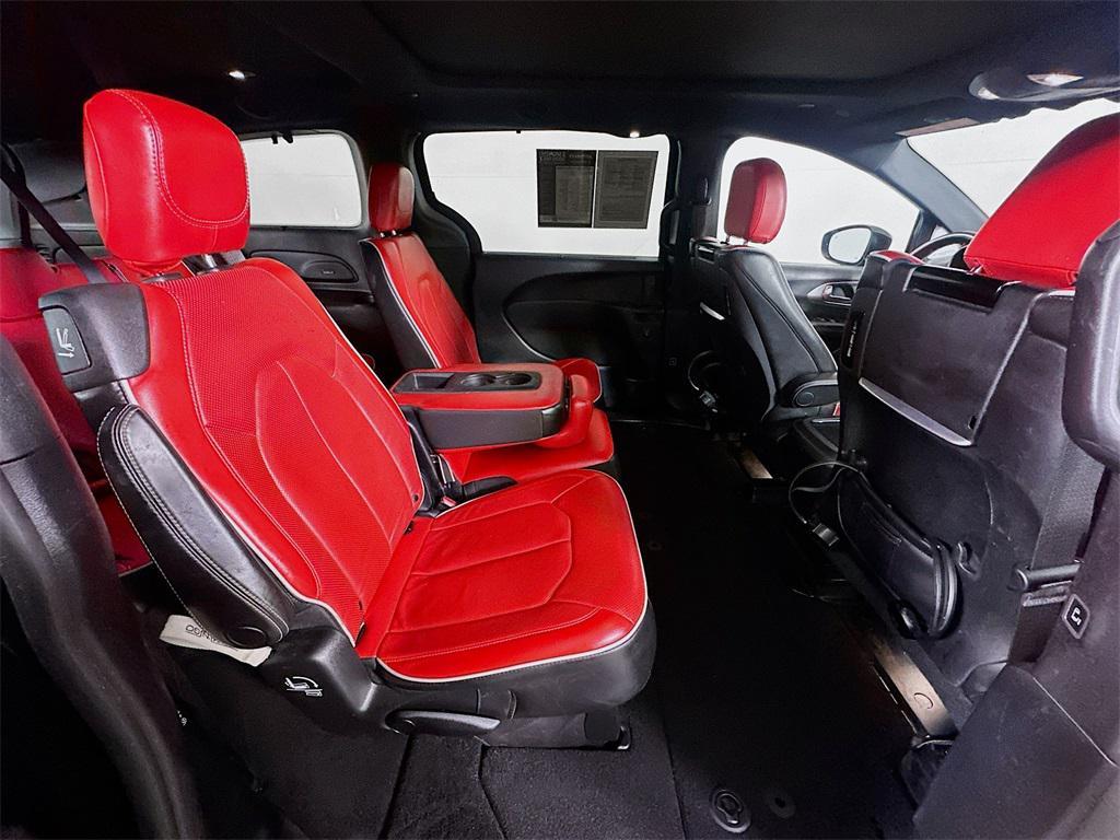 used 2020 Chrysler Pacifica car, priced at $21,515