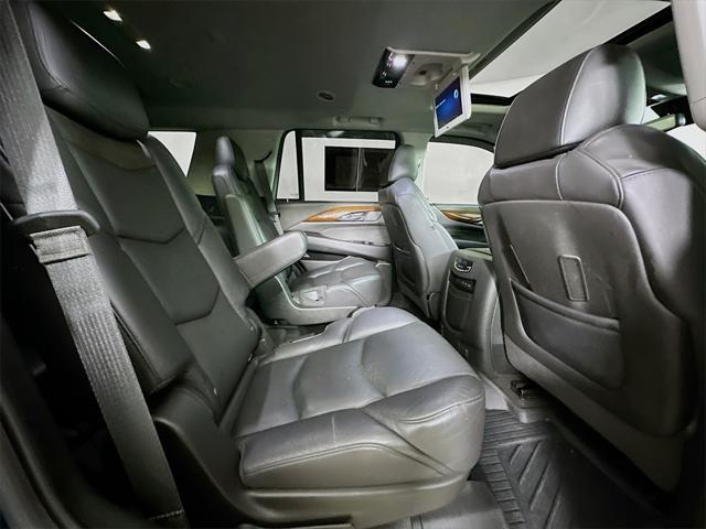 used 2020 Cadillac Escalade car, priced at $39,095