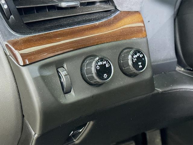 used 2020 Cadillac Escalade car, priced at $39,095