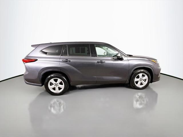 used 2021 Toyota Highlander car, priced at $21,989