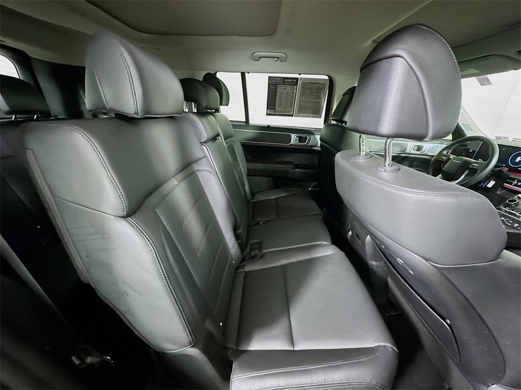 used 2024 Hyundai Santa Fe car, priced at $33,900