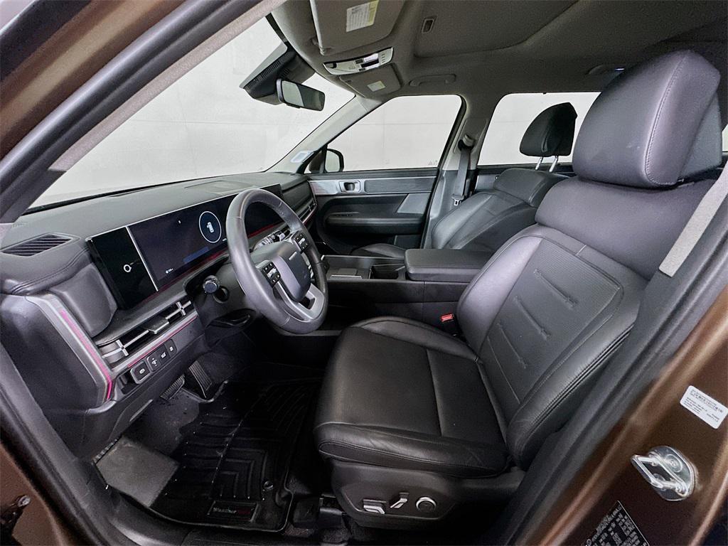 used 2024 Hyundai Santa Fe car, priced at $33,900