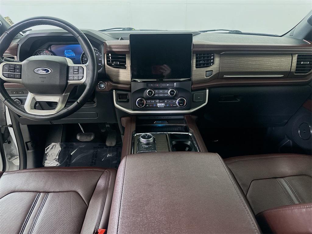 used 2023 Ford Expedition car, priced at $38,899