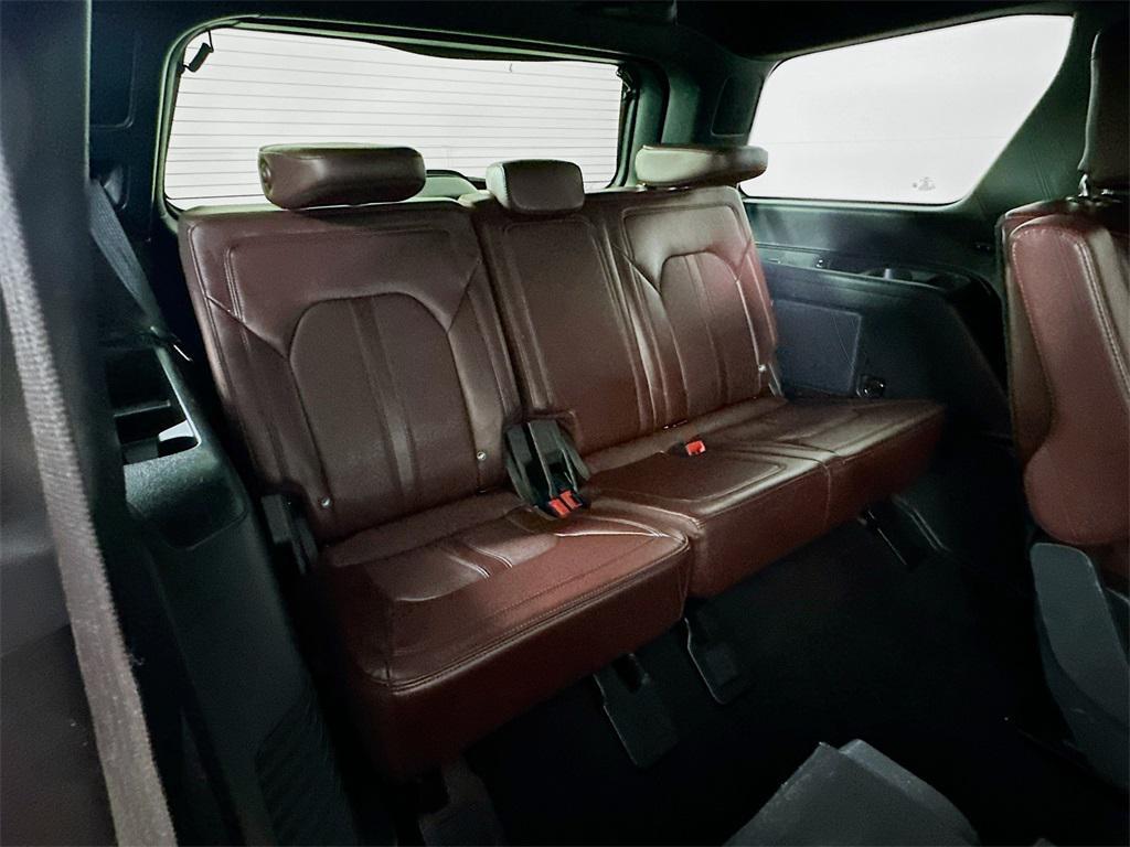 used 2023 Ford Expedition car, priced at $38,899