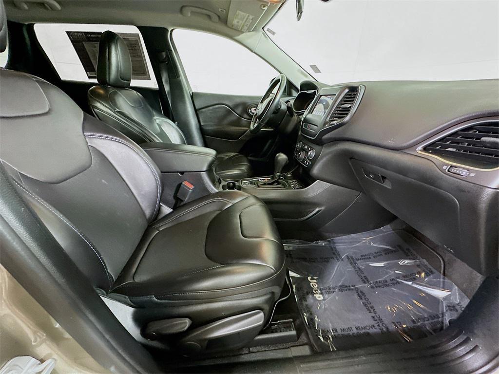 used 2019 Jeep Cherokee car, priced at $14,820