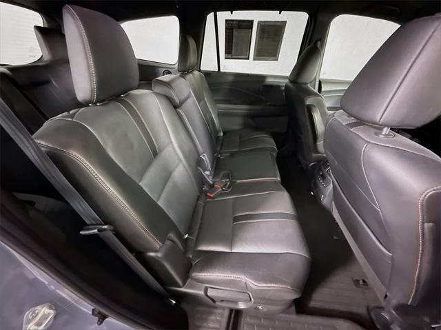 used 2022 Honda Pilot car, priced at $26,991