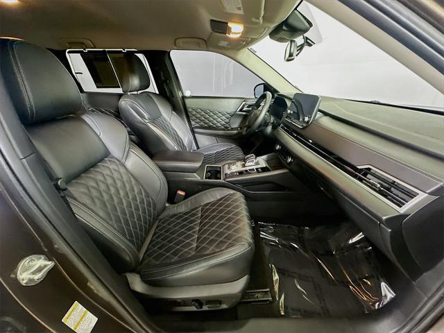 used 2023 Mitsubishi Outlander PHEV car, priced at $27,500