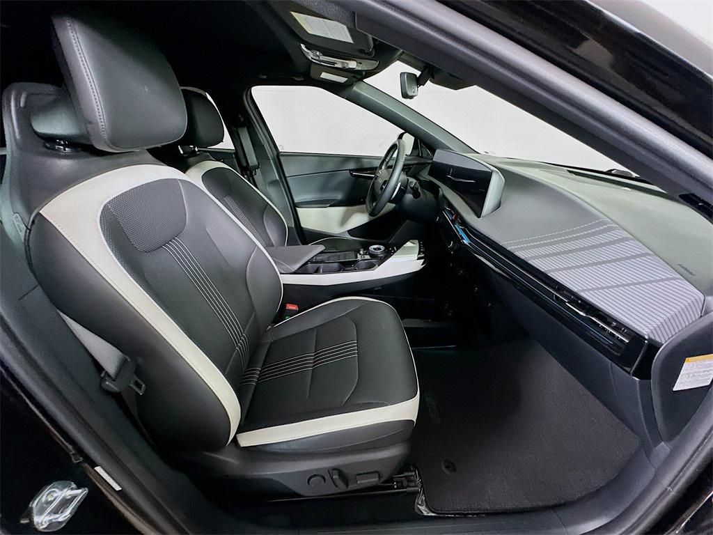 used 2024 Kia EV6 car, priced at $34,300