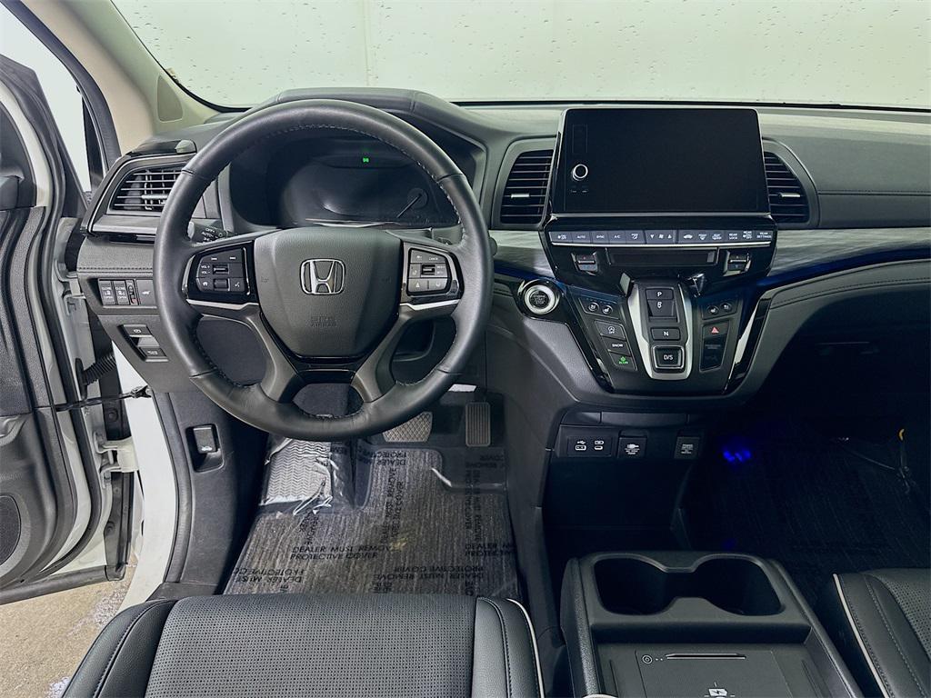 used 2025 Honda Odyssey car, priced at $44,500