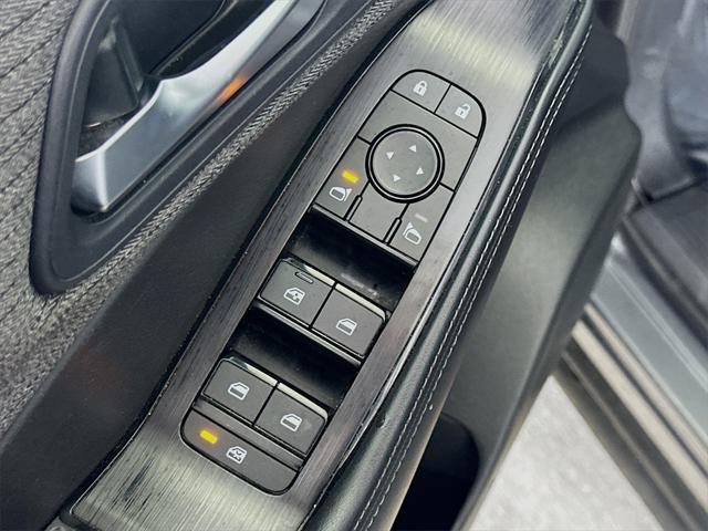 used 2023 Nissan Rogue car, priced at $21,278