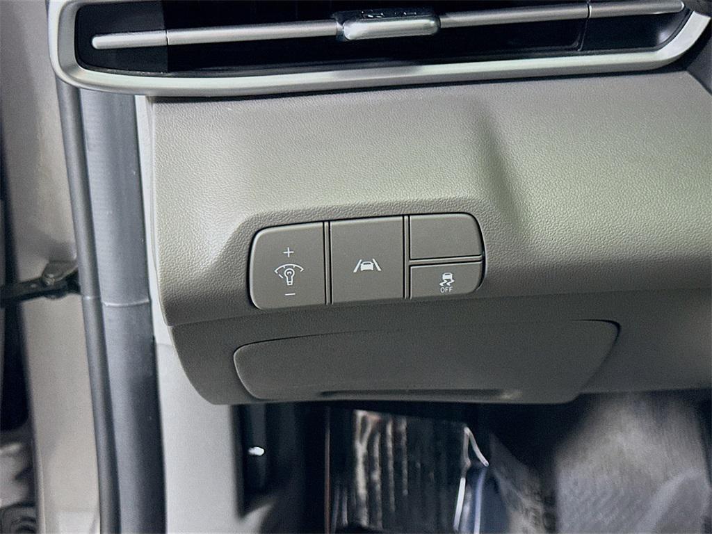 used 2022 Hyundai Elantra car, priced at $15,377