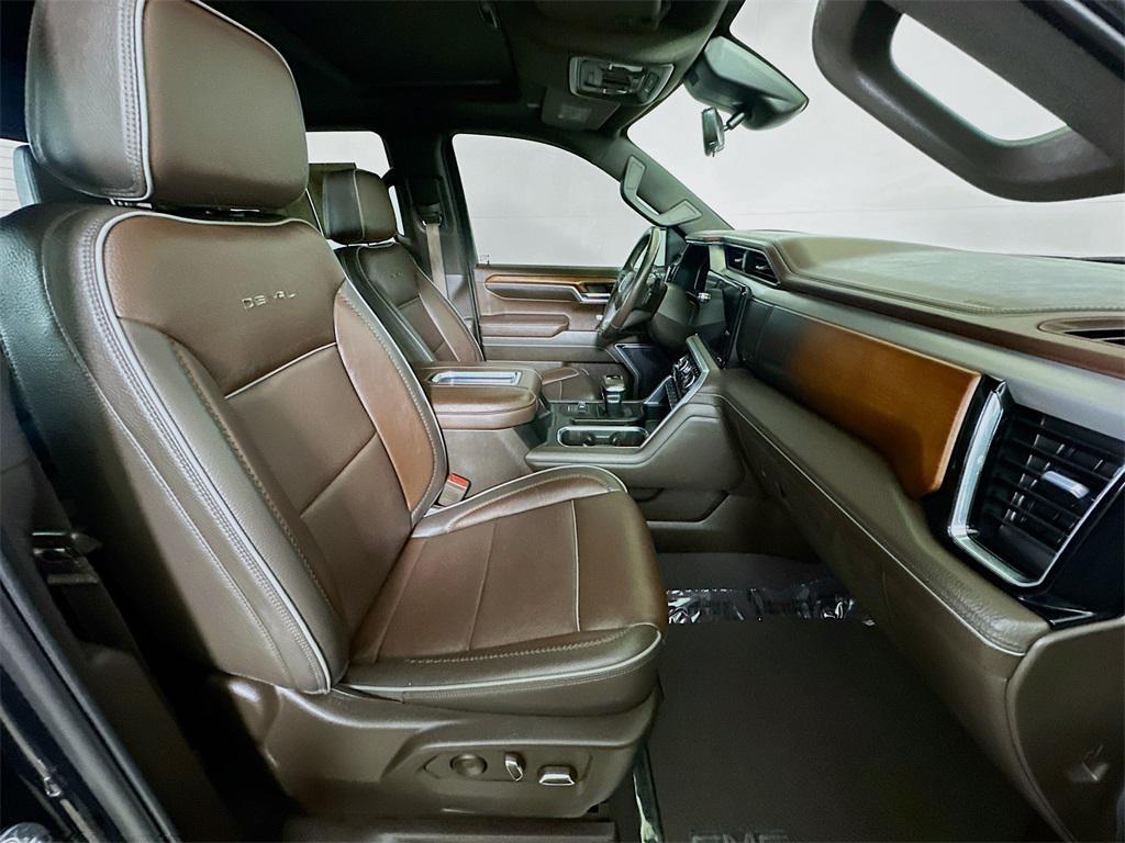 used 2022 GMC Sierra 1500 car, priced at $45,377