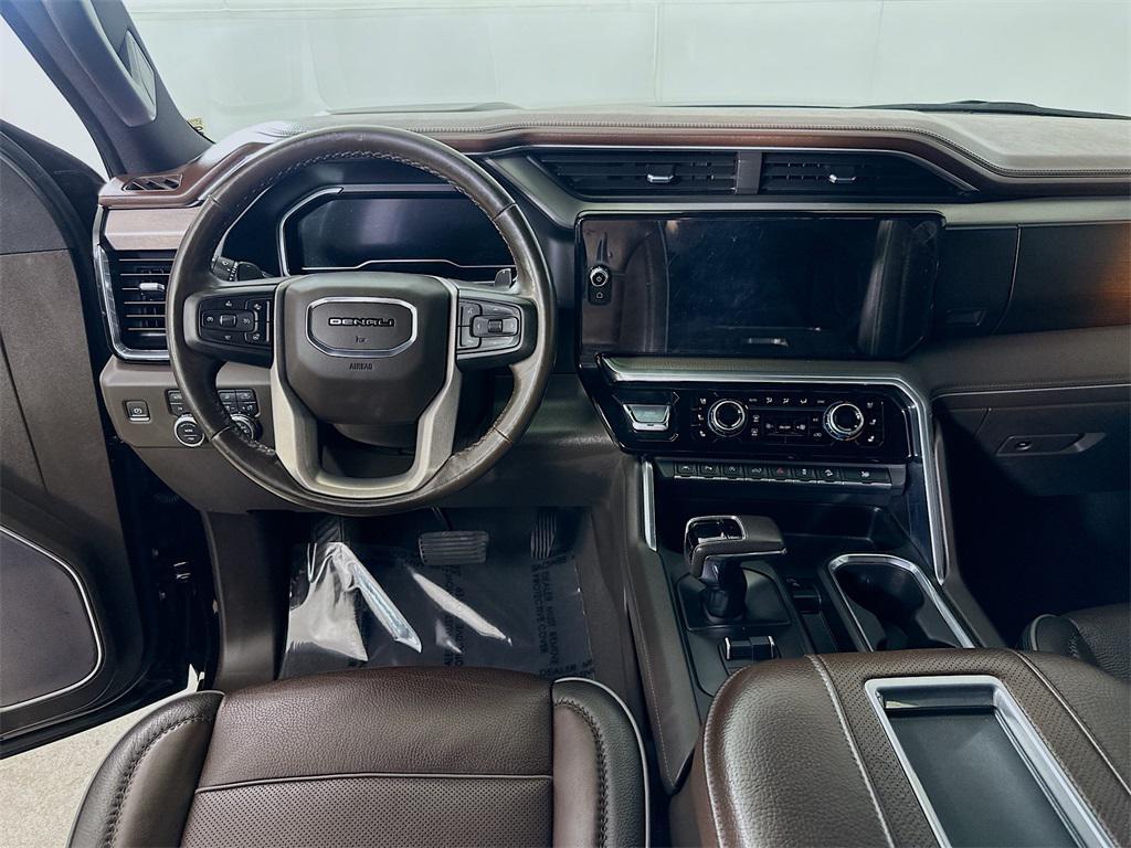 used 2022 GMC Sierra 1500 car, priced at $45,377