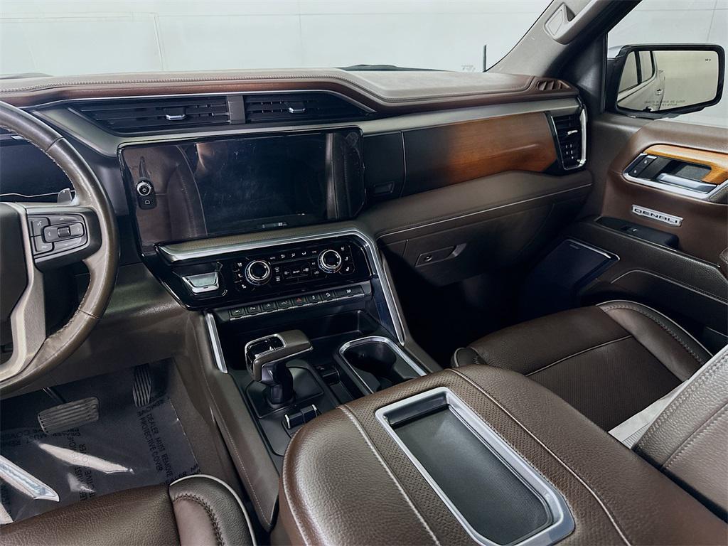 used 2022 GMC Sierra 1500 car, priced at $45,377