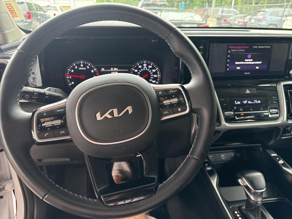 used 2023 Kia Sorento car, priced at $31,464