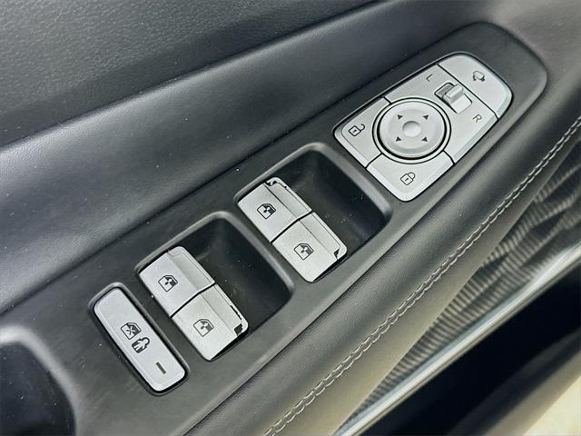 used 2022 Hyundai Santa Fe car, priced at $26,755