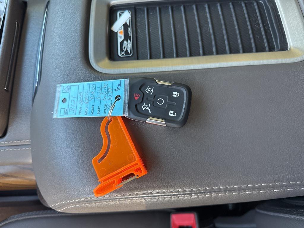 used 2019 GMC Yukon car, priced at $33,996