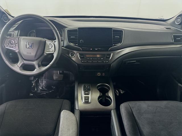 used 2022 Honda Pilot car, priced at $30,990