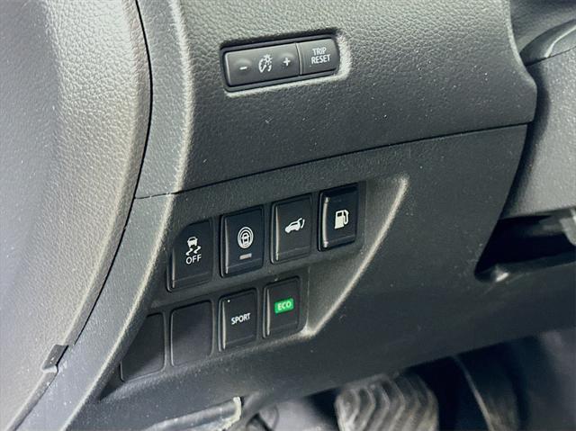 used 2020 Nissan Rogue car, priced at $17,300