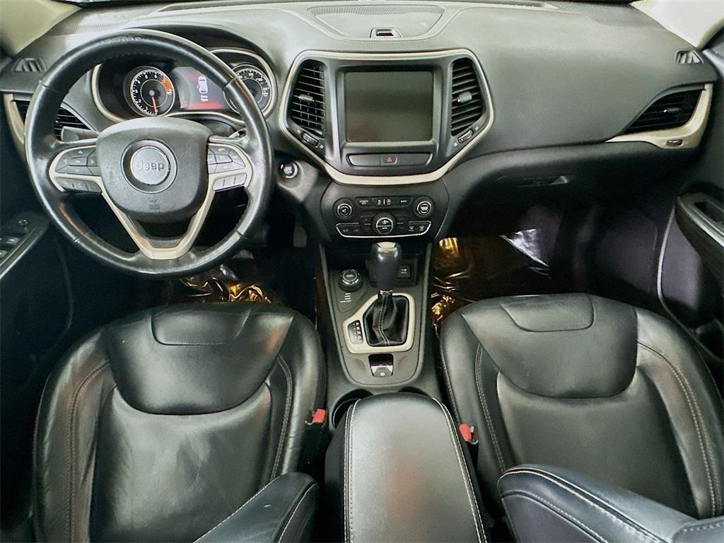 used 2016 Jeep Cherokee car, priced at $13,144