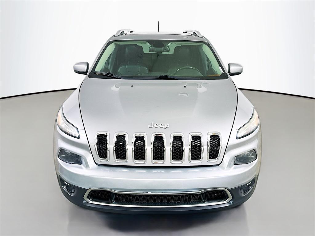used 2016 Jeep Cherokee car, priced at $13,144