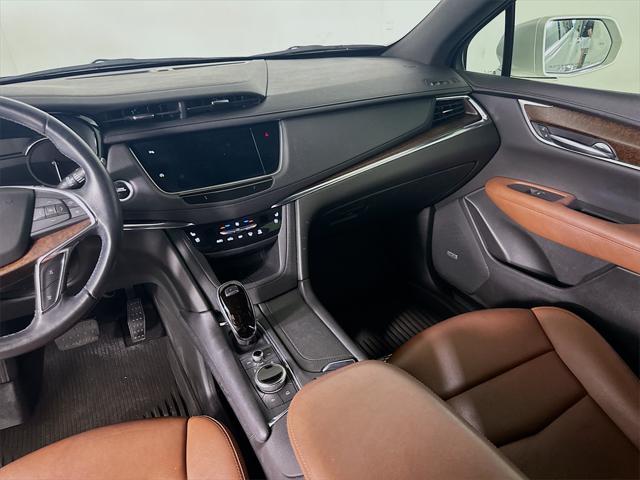 used 2020 Cadillac XT5 car, priced at $26,497