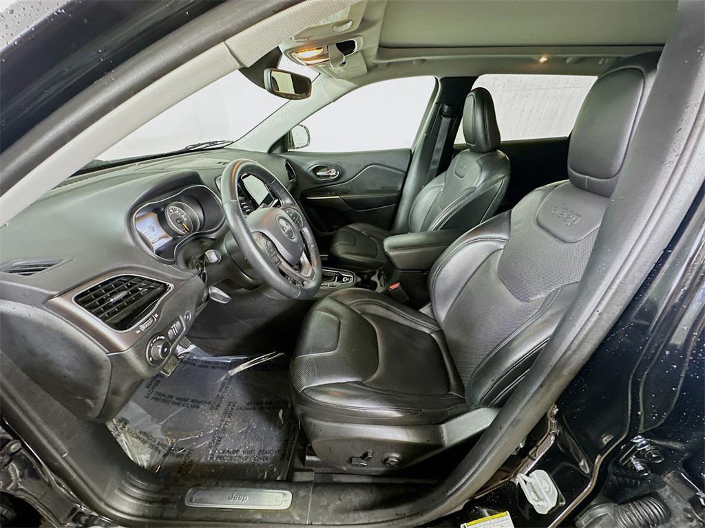 used 2019 Jeep Cherokee car, priced at $17,743