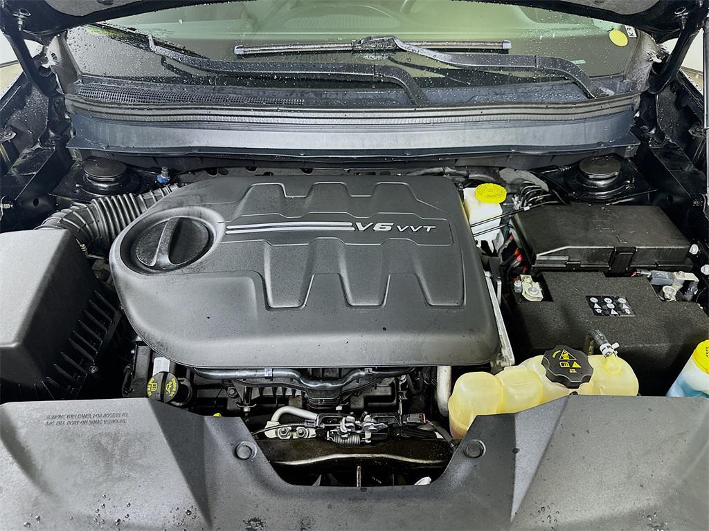 used 2019 Jeep Cherokee car, priced at $17,743
