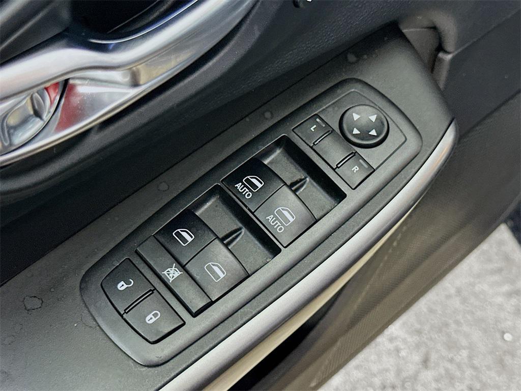 used 2019 Jeep Cherokee car, priced at $17,743