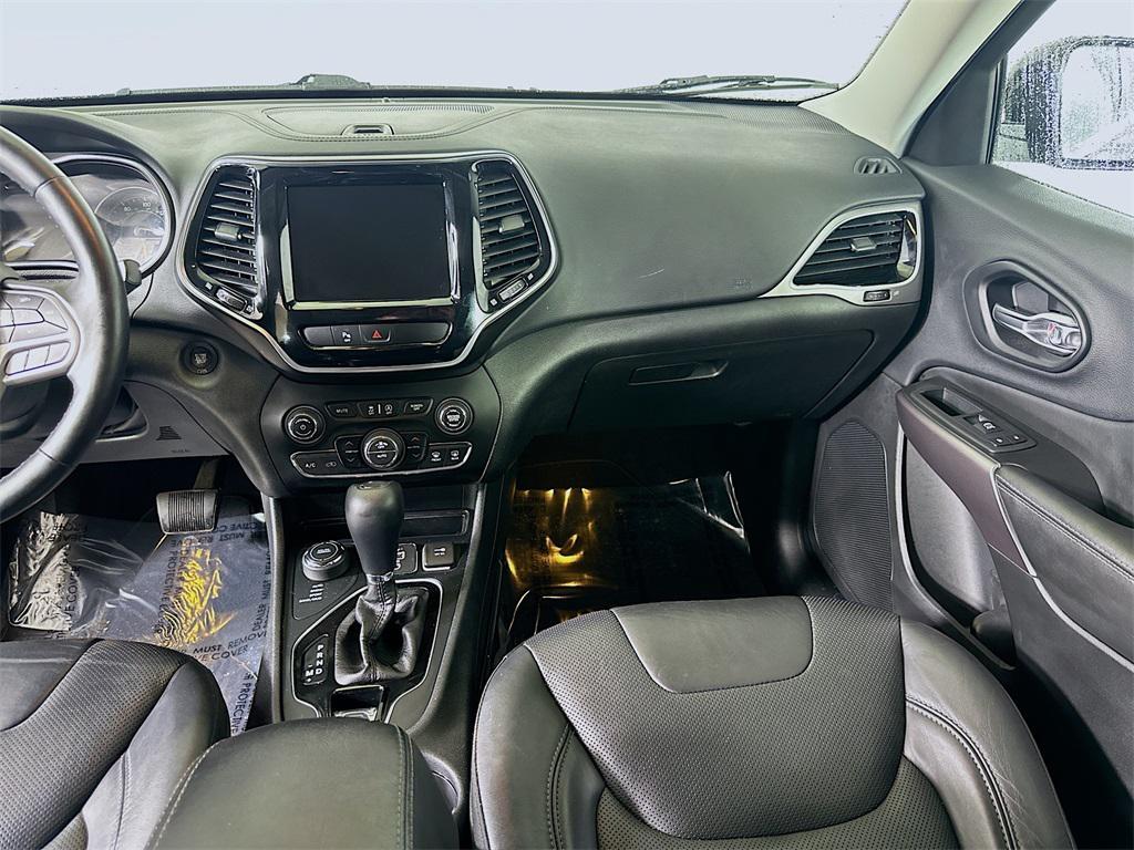 used 2019 Jeep Cherokee car, priced at $17,743