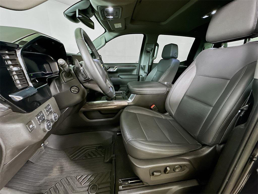 used 2024 Chevrolet Silverado 1500 car, priced at $46,493