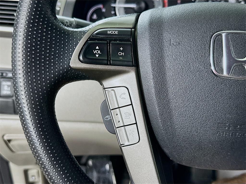 used 2016 Honda Odyssey car, priced at $15,999
