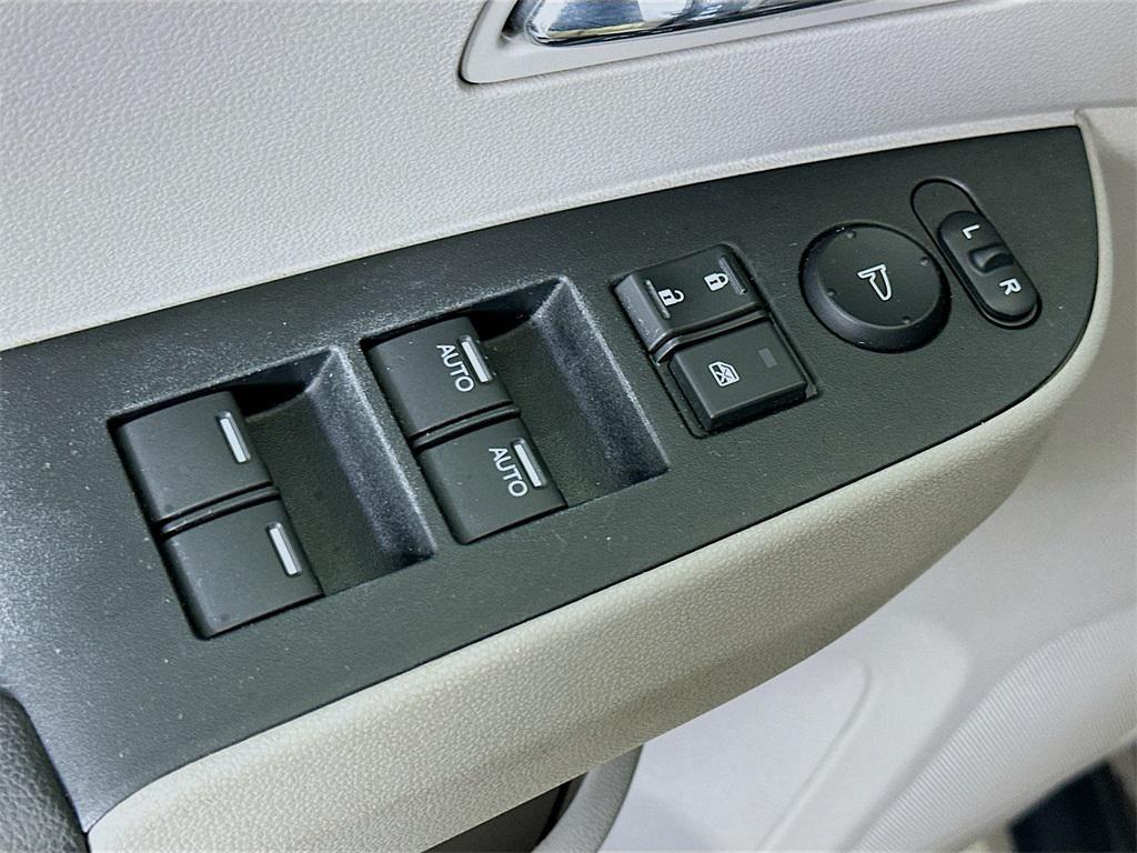 used 2016 Honda Odyssey car, priced at $15,999