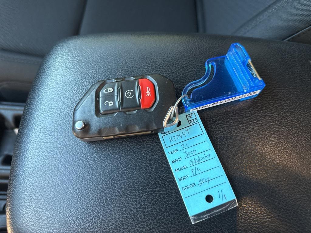 used 2021 Jeep Gladiator car, priced at $25,924