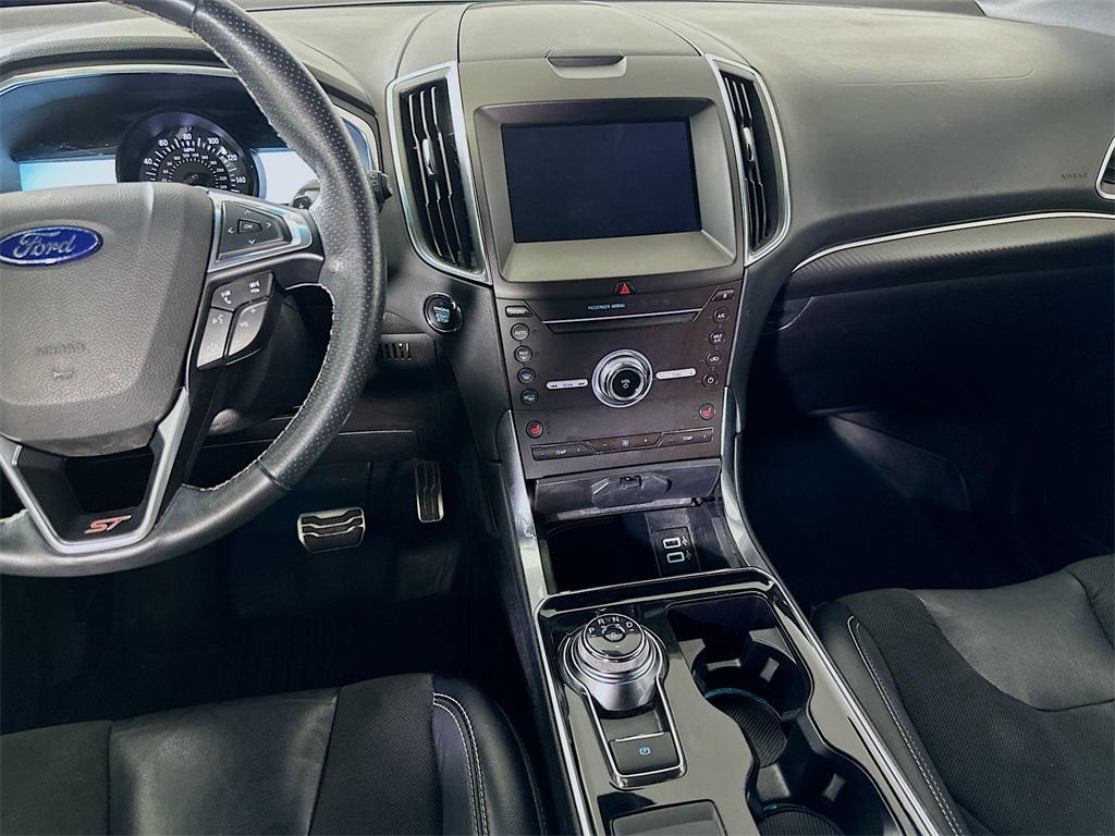 used 2019 Ford Edge car, priced at $15,999