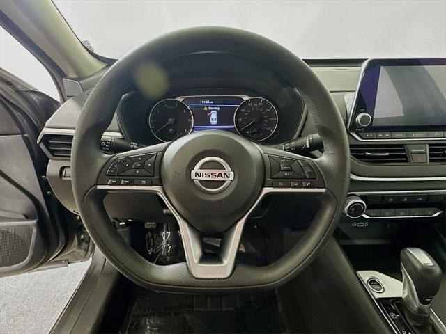 used 2022 Nissan Altima car, priced at $17,999