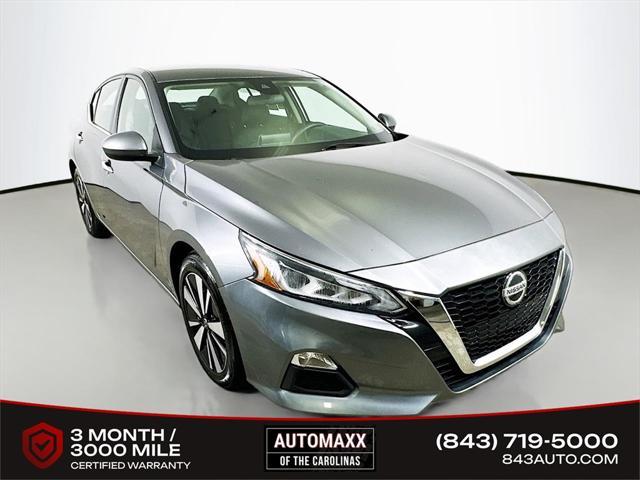 used 2022 Nissan Altima car, priced at $17,999